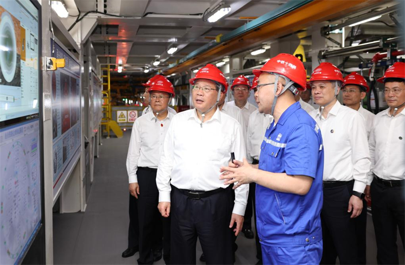 Le Premier ministre chinois met l'accent sur la mise en place des pôles de distribution de produits en vrac