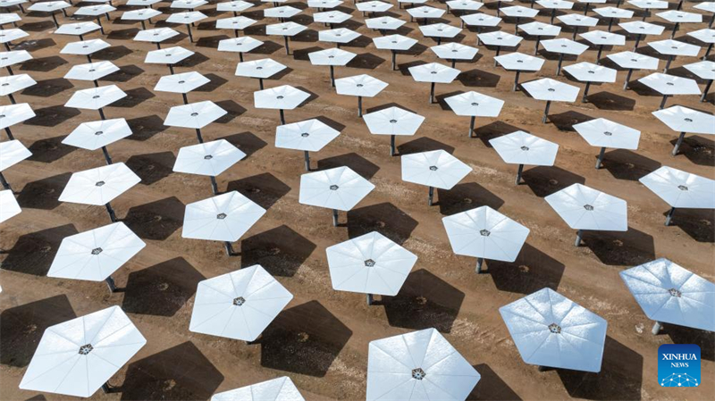 Xizang : l'énergie verte favorise un développement de haute qualité