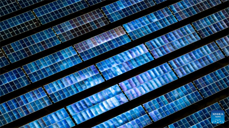 Xizang : l'énergie verte favorise un développement de haute qualité