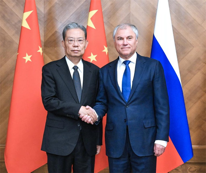Des principaux législateurs chinois et russes se rencontrent pour renforcer la coopération parlementaire