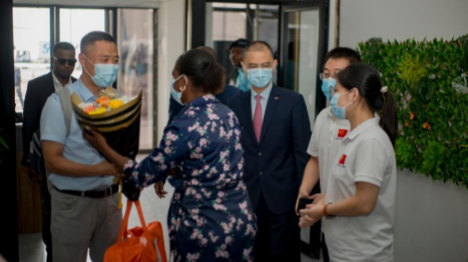 Une équipe d'experts médicaux chinois arrive en RDC pour soutenir la lutte contre Ebola