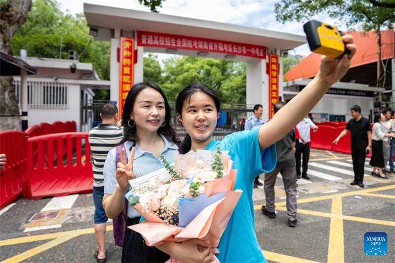 L'examen national d'entrée à l'université s'achève dans certaines régions de Chine