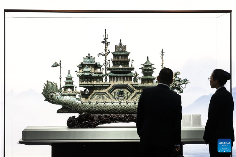 Liaoning : une exposition sur le patrimoine culturel immatériel ouverte aux visiteurs pour le Davos d'été à Dalian