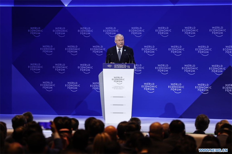 Début de la séance plénière d'ouverture du Forum d'été de Davos 2026