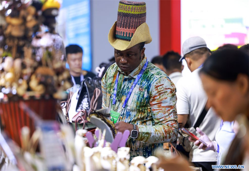 Chine : 9e Exposition Chine-Eurasie au Xinjiang