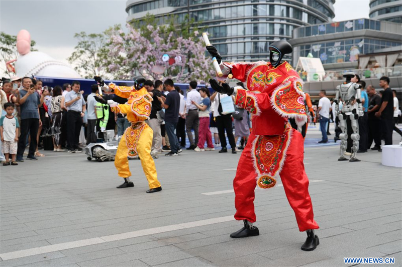 Chine : quartier des robots de Shenzhen au Guangdong