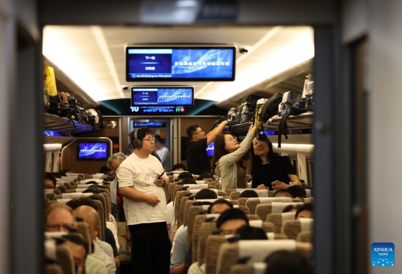 La ligne ferroviaire à grande vitesse Beijing-Shanghai célèbre le 15e anniversaire de son exploitation