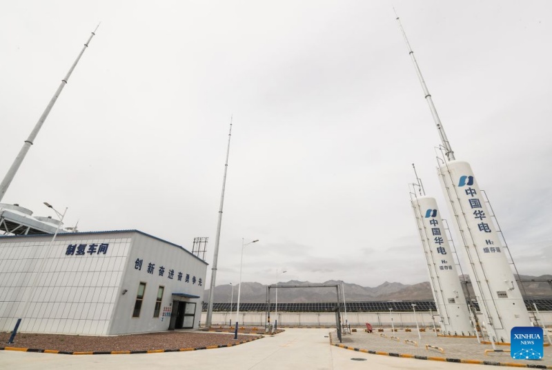 Qinghai : deux projets photovoltaïques génèrent plus de 4 milliards de kWh d'électricité propre