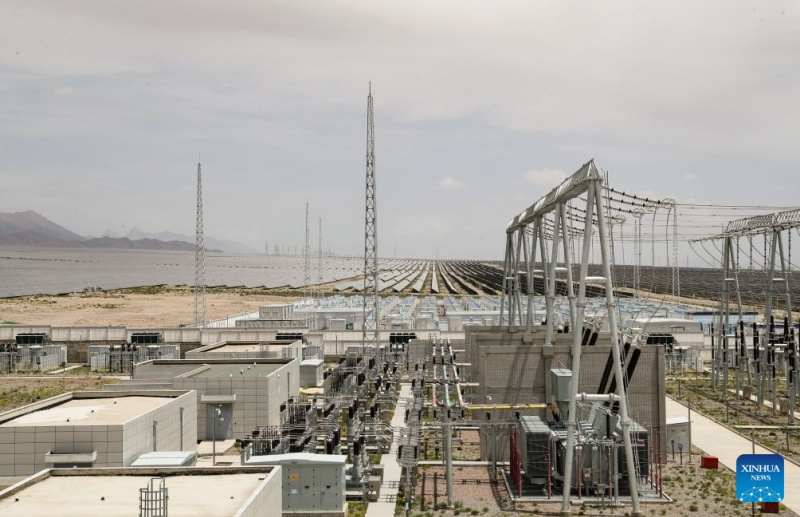 Qinghai : deux projets photovoltaïques génèrent plus de 4 milliards de kWh d'électricité propre