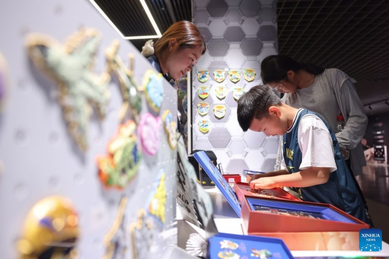 Beijing : ouverture d'une exposition sur la propriété intellectuelle de science-fiction et d'aérospatiale chinoise