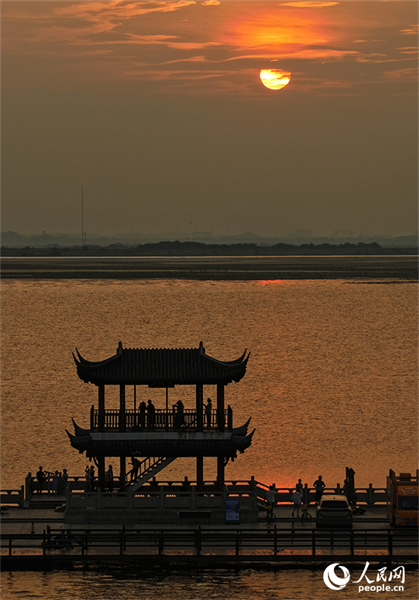 Jiangxi : l'« autoroute sur l'eau » de Yongxiu