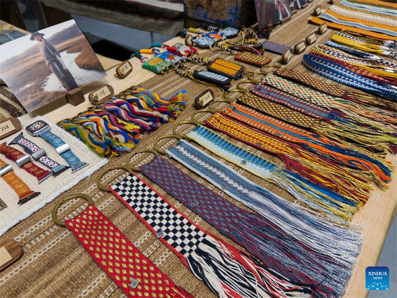 Du plateau à Paris, une nouvelle génération donne une nouvelle vie à l'artisanat tibétain