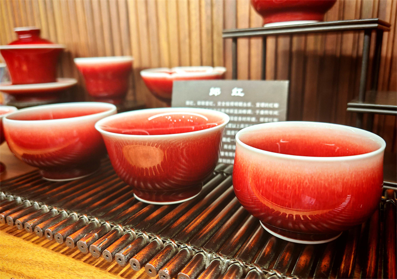 Jiangxi : Jingdezhen, capitale de la porcelaine millénaire, attire toujours de nombreux artistes chinois et étrangers