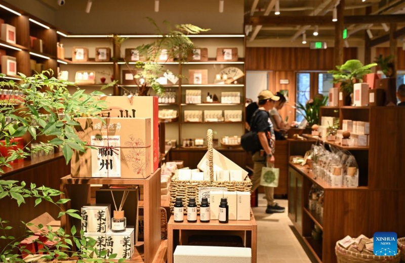 Fujian : le patrimoine industriel du thé au jasmin de Fuzhou stimule la croissance du tourisme culturel local