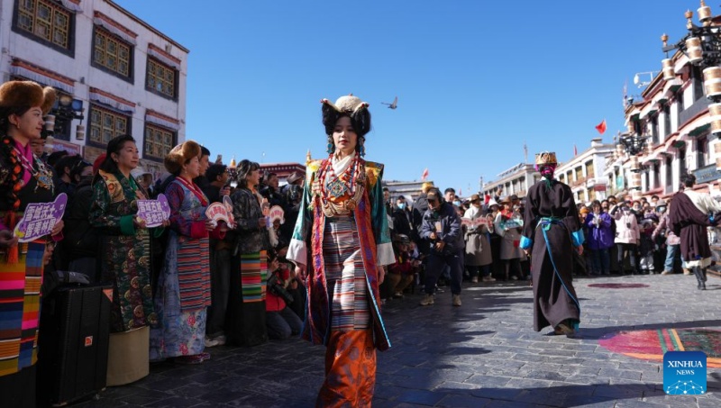 Xizang : ces cours de la vieille ville qui tissent les liens interethniques de Lhassa
