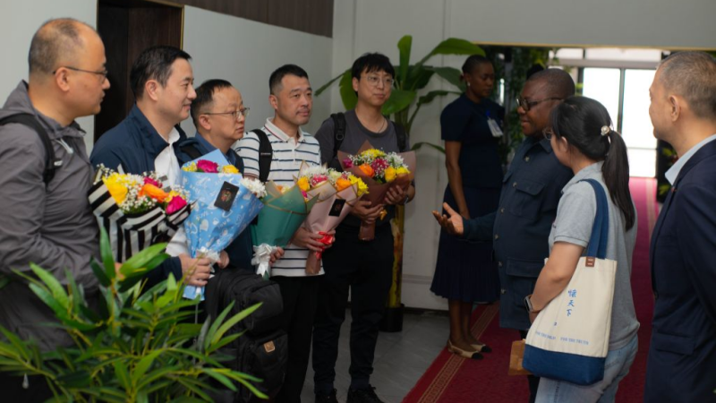 Une troisième équipe chinoise d'experts médicaux arrive en RDC pour appuyer la riposte contre Ebola