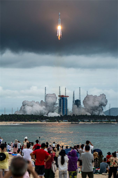 La Chine lance un nouveau groupe de satellites Internet avec une fusée Longue Marche-8A