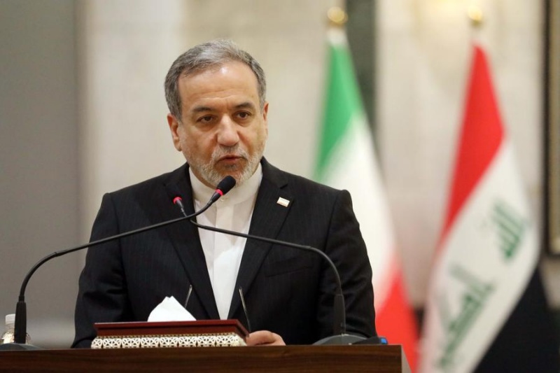Le ministre iranien des Affaires étrangères Abbas Araghtchi s'exprime lors d'une conférence de presse à Bagdad, en Irak, le 28 juin 2026. (Xinhua/Khalil Dawood)