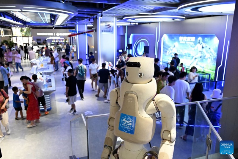 Shandong : ouverture du premier magasin d'expérience robotique « 6S » à Qingdao