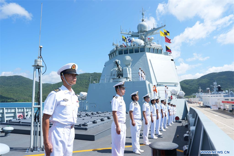 Début d'une nouvelle mission d'escorte d'un groupe naval chinois dans le golfe d'Aden et les eaux au large de la Somalie
