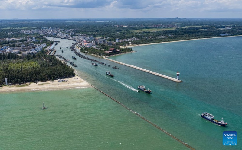 Ouverture de la saison de pêche en mer de Chine méridionale
