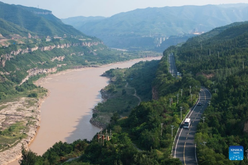 Les circuits le long du fleuve Jaune séduisent les voyageurs estivaux
