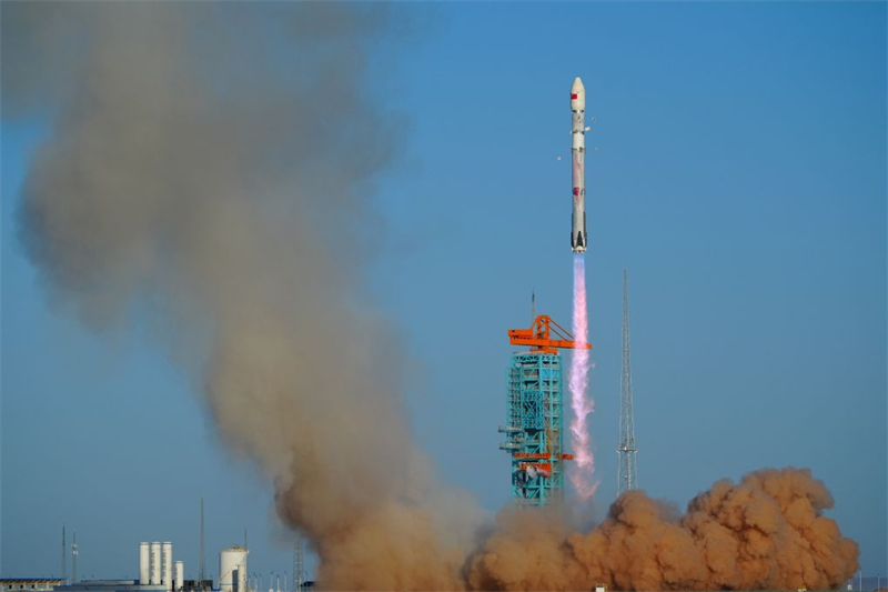 La Chine lance Zhuque-3 et réalise sa première récupération de fusée au sol