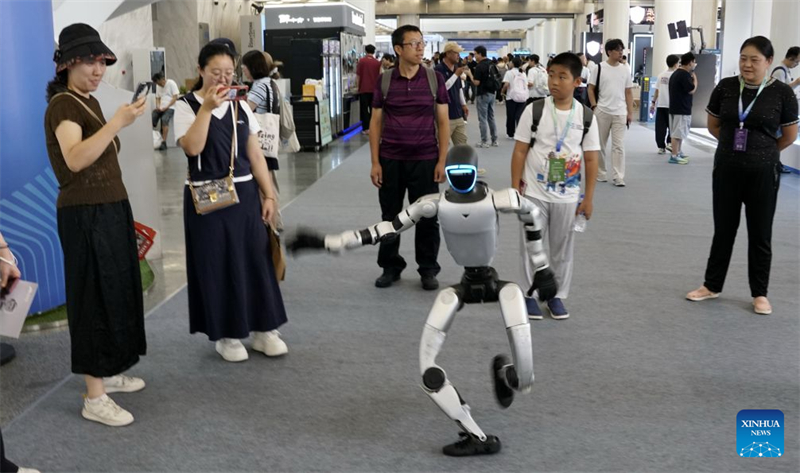 Coup d'envoi de la Conférence mondiale des robots 2026 à Beijing