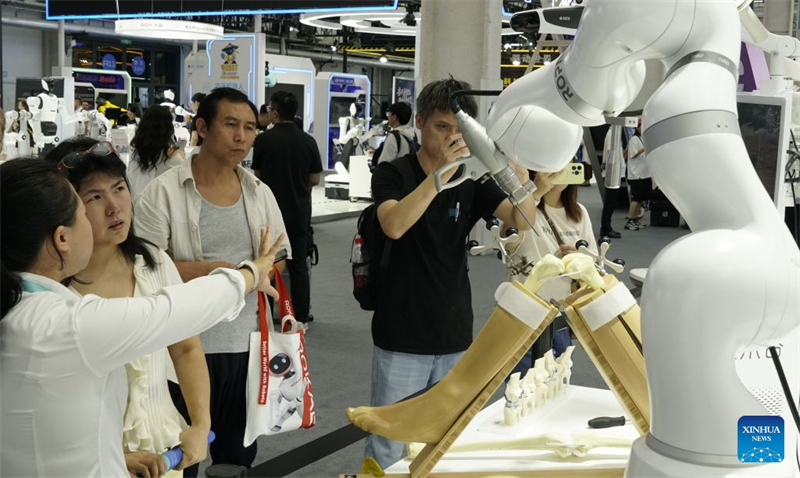 Coup d'envoi de la Conférence mondiale des robots 2026 à Beijing