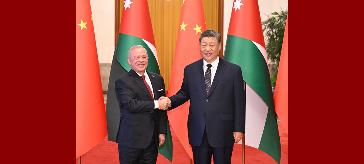 Xi Jinping s'entretient avec le roi de Jordanie