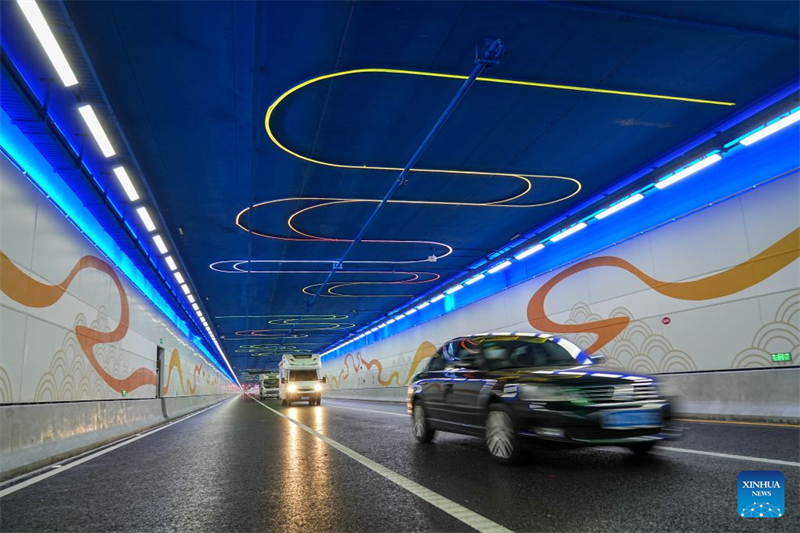Shandong : un nouveau tunnel sous le fleuve Jaune ouvert à la circulation à Jinan