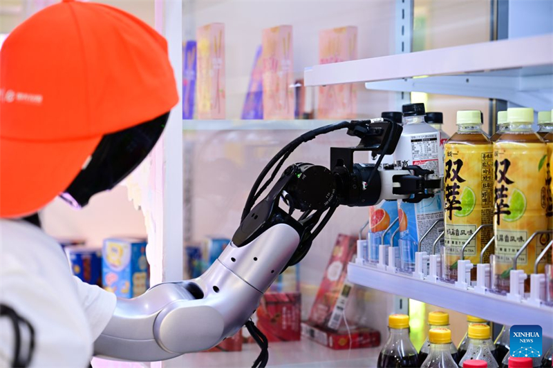 Anhui : la ville de Hefei lance des magasins gérés par des robots dans des quartiers commerciaux
