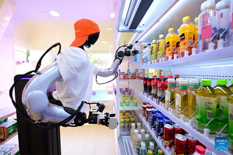 Anhui : la ville de Hefei lance des magasins gérés par des robots dans des quartiers commerciaux