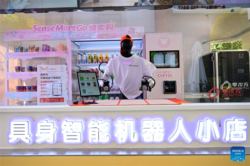 Anhui : la ville de Hefei lance des magasins gérés par des robots dans des quartiers commerciaux