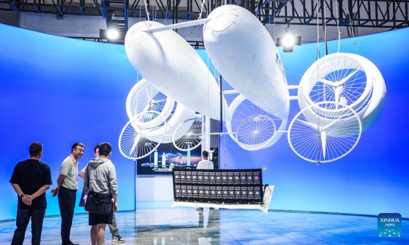 Guizhou : des technologies de pointe présentées à l'Exposition internationale de l'industrie des mégadonnées de Chine 2026 à Guiyang