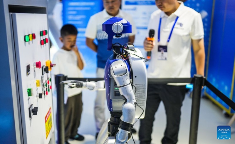 Guizhou : des technologies de pointe présentées à l'Exposition internationale de l'industrie des mégadonnées de Chine 2026 à Guiyang