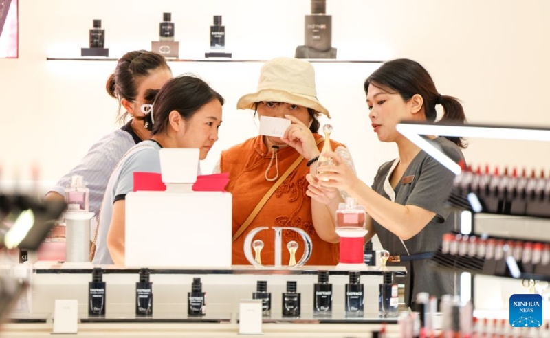 Hainan a enregistré une croissance constante des ventes hors taxes pour les voyageurs cet été