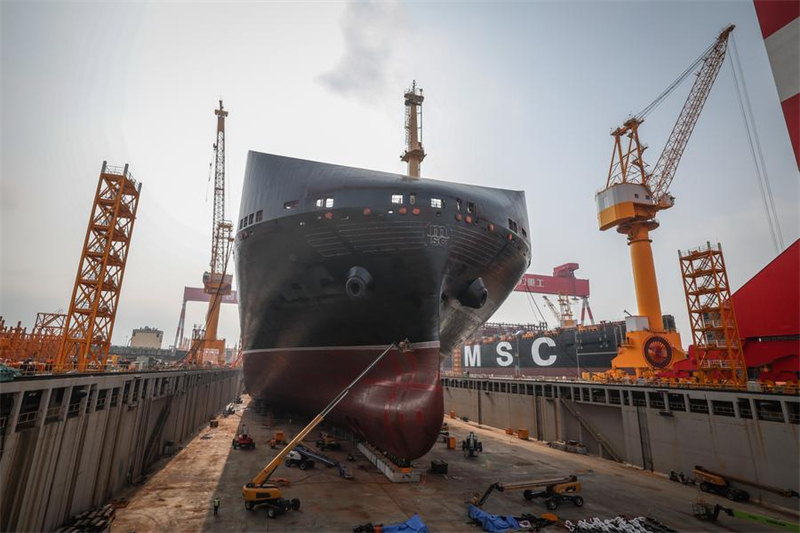 Un aperçu de l'« usine du futur » de construction navale à Dalian
