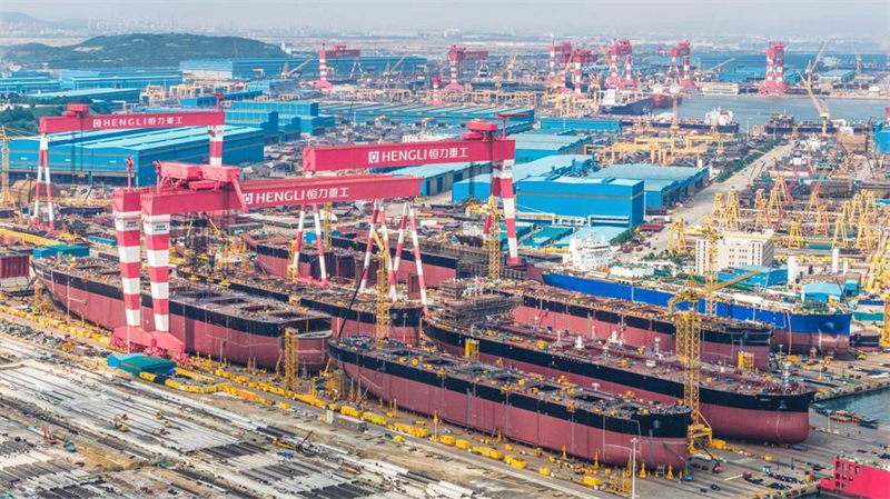 Un aperçu de l'« usine du futur » de construction navale à Dalian