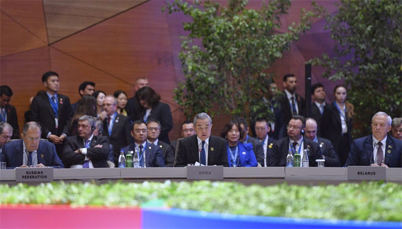 Le ministre chinois des Affaires étrangères participe au 7e sommet de la CICA en Azerbaïdjan
