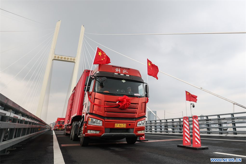 Un nouveau pont frontalier Chine-RPDC sur le fleuve Yalu s'ouvre à la circulation