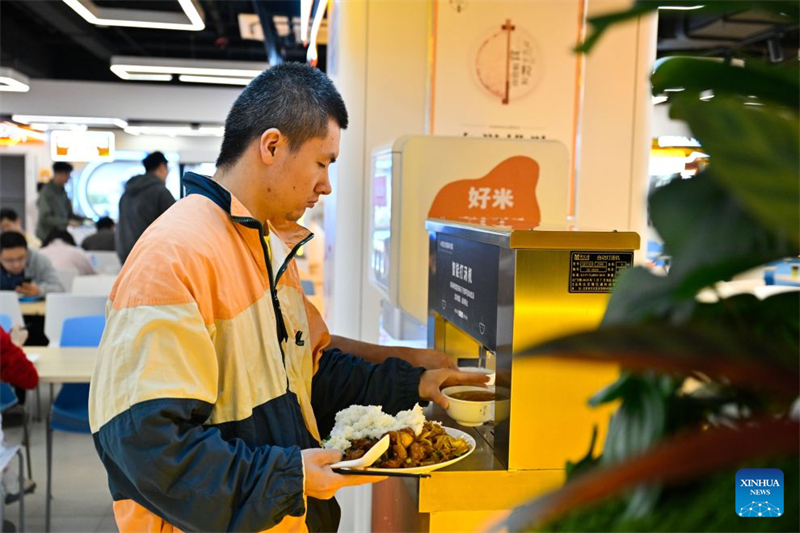 Jiangsu : ouverture d'un restaurant piloté par l'intelligence artificielle à Nanjing