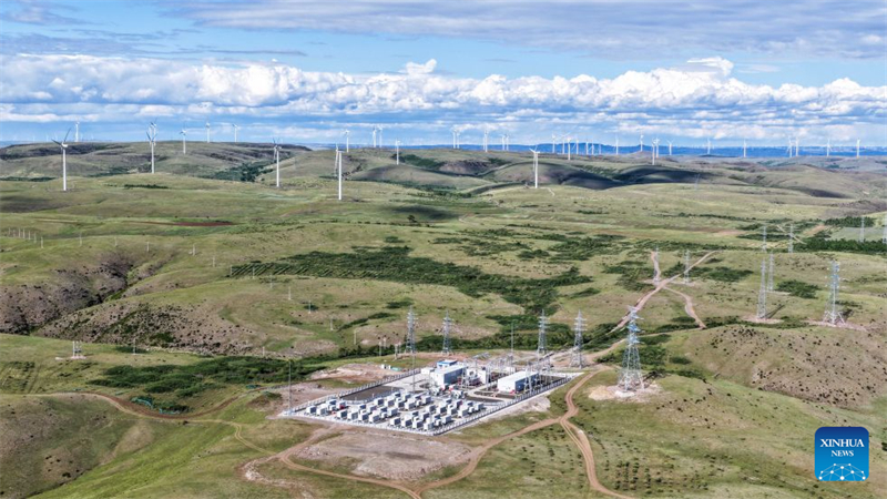 La capacité de la Chine en énergie éolienne et solaire dépasse les <br />2 milliards de kilowatts
