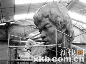 Future statue de Bruce Lee érigée dans le musée dédié à la star chinoise