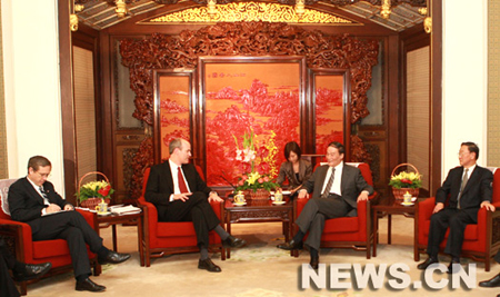 Un vice-Premier ministre chinois rencontre des hôtes américains