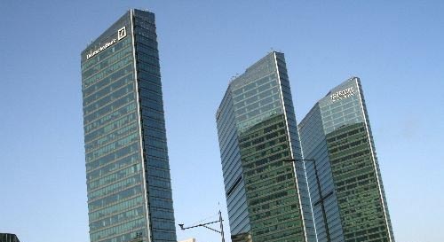 L'économie chinoise ralentit modérément en 2010