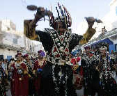 FestivalsRythmes, danses et chants du Maroc profond... L'un des multiples aspects d'une tradition orale...