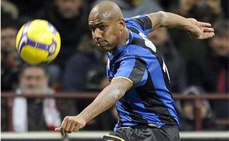 Maicon rejoindrait le Real Madrid dans les 48 heures