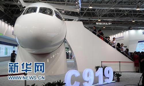 Déjà 100 commandes pour le rival chinois d'Airbus et Boeing