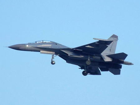 L'avion de chasse furtif J-20 attire les regards du monde entier